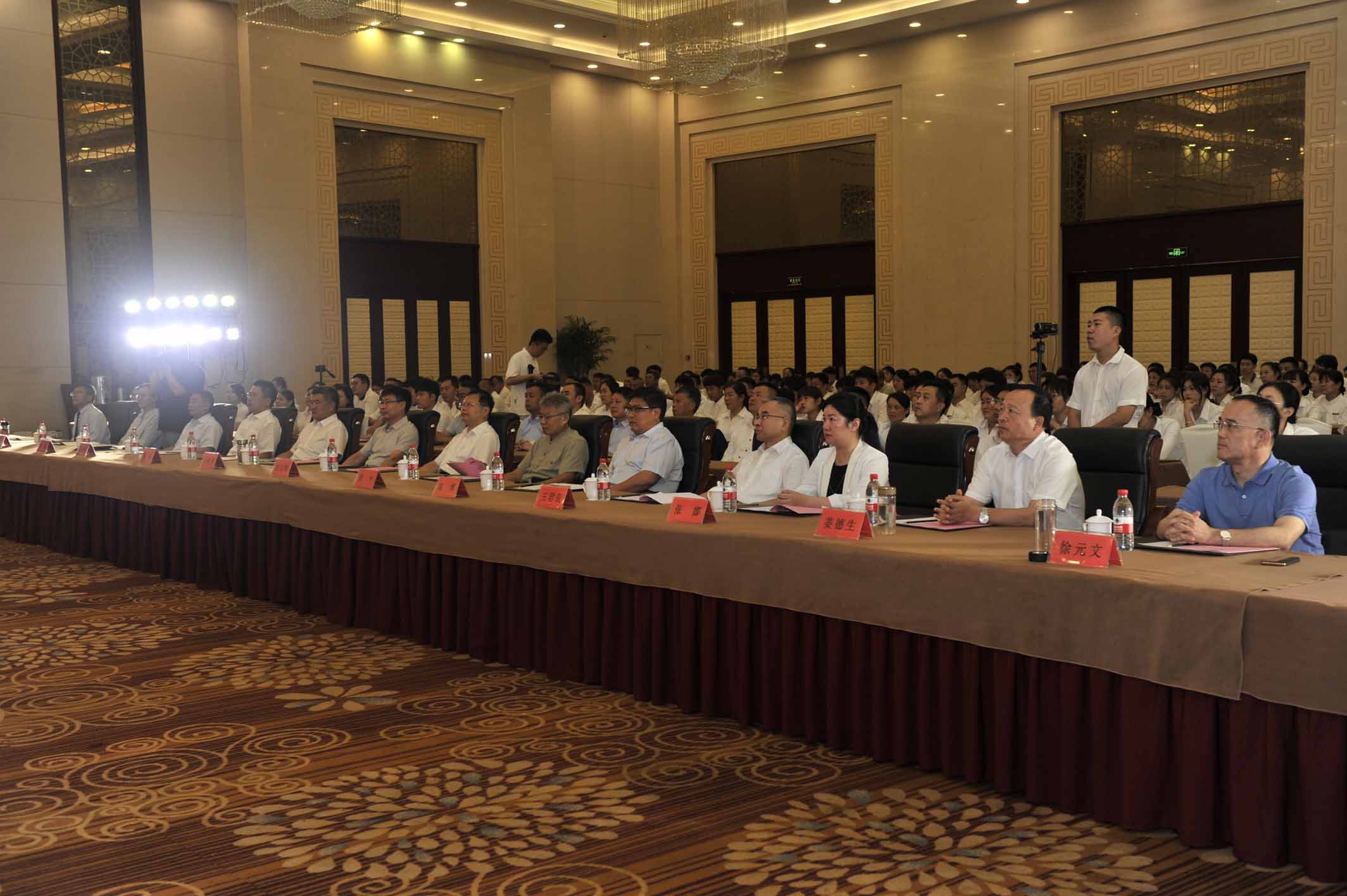 365英国上市集团“讲好365英国上市故事”巡回宣讲活动 (3)1.jpg